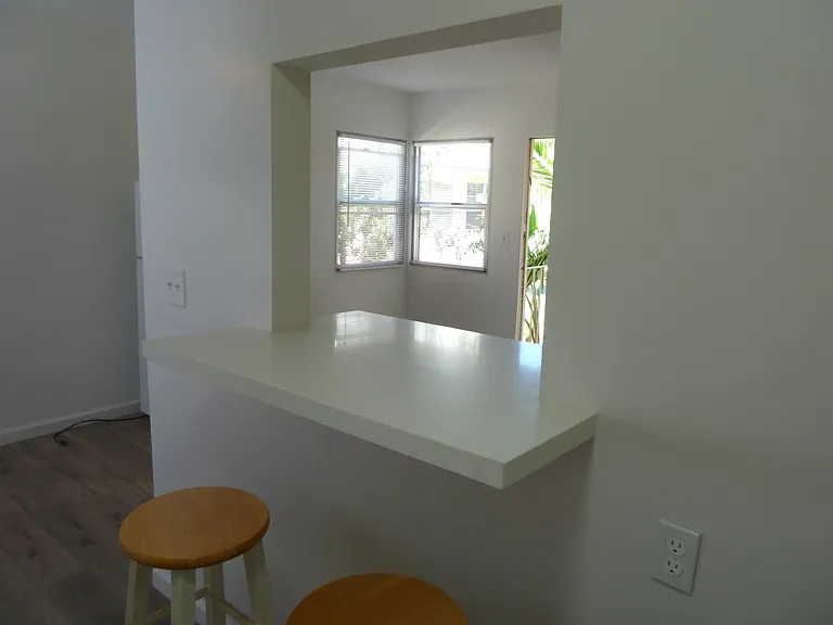 1022 2nd St #20 — Photo 11