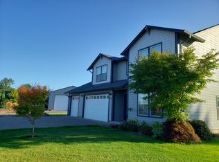 9624 Ida Ln NE, Aurora, OR 97002