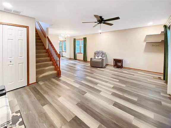 4th image of 20264 Berkshire Cir