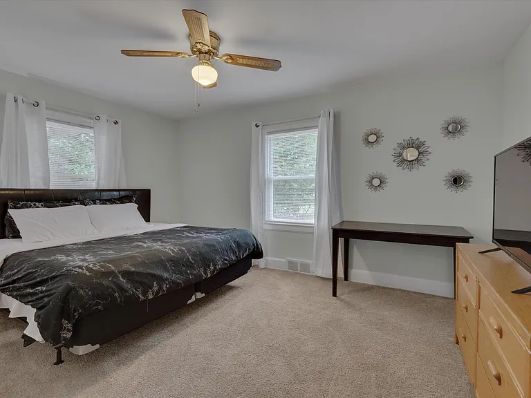 814 N Buchanan Blvd #B — Photo 14