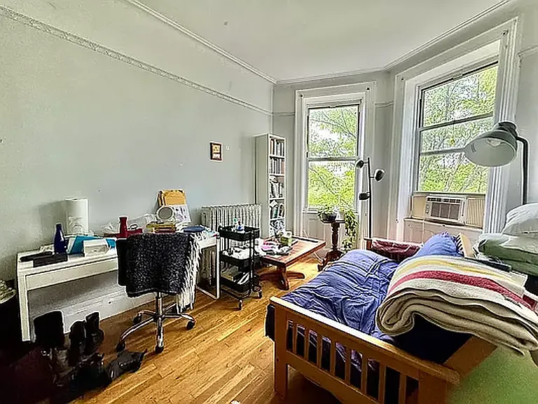 666 Park Pl #2R — Photo 33