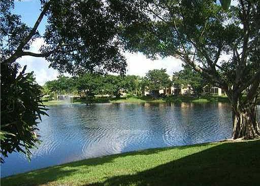 2nd image of 820 Cypress Park Way APT A