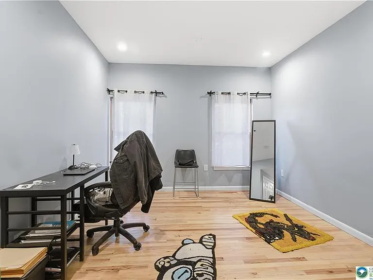 623 Walnut Ave #B2 — Photo 11