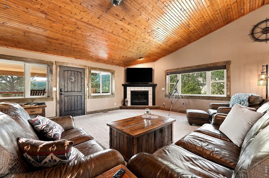 681 Bitterroot Gulch Trl