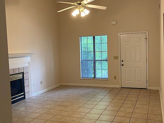 2nd image of 2323 Gorby Way