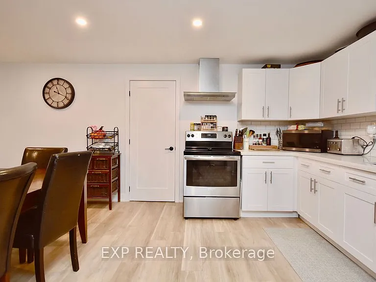 39 Dancy Dr #BASEMENT — Photo 6