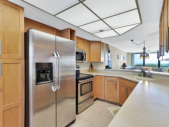 3rd image of 8800 S Ocean Drive #209