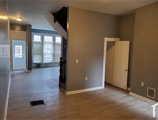 4 bed, $2,900 — Photo 3