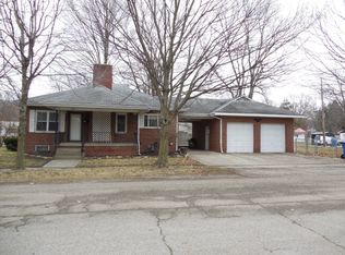 220 9th St, Covington, IN 47932