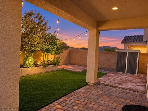 142 Antimony Ave, Las Vegas, NV 89183