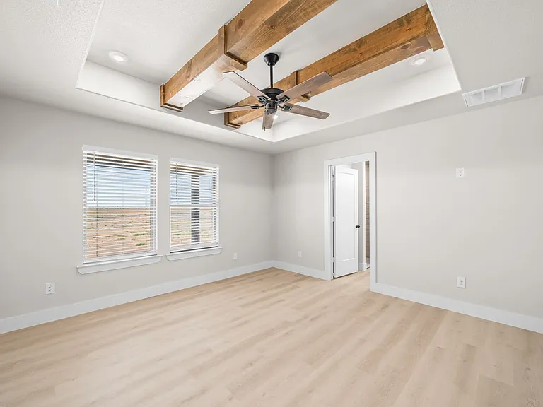 10601 E County Road 7400 — Photo 15