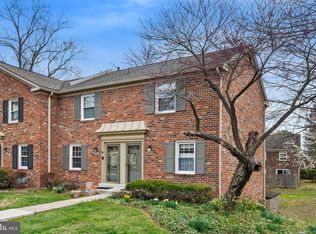 5845 Rexford Dr #721, Springfield, VA