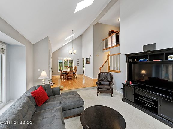 5th image of 8612 Thistlewood Ct