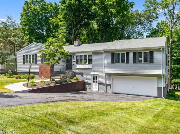 38 Summit Trl, Sparta Twp., NJ 07871