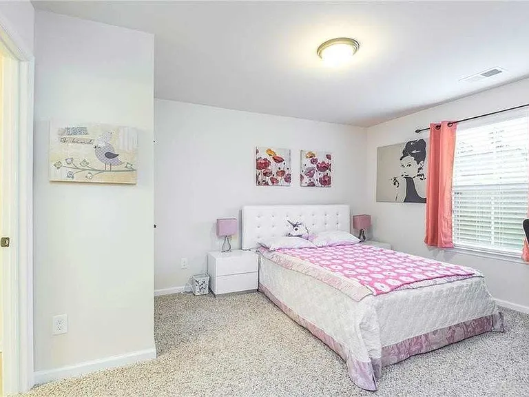 1351 Yellow Springs Dr — Photo 23