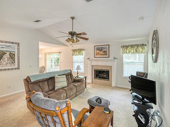 3rd image of 2190 Beaver Creek Dr