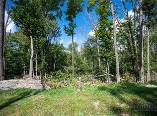 ES94 Twisted Oak Path, Banner Elk, NC 28604