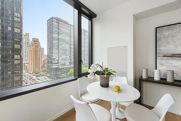 Sold by Nest Seekers International | media 3