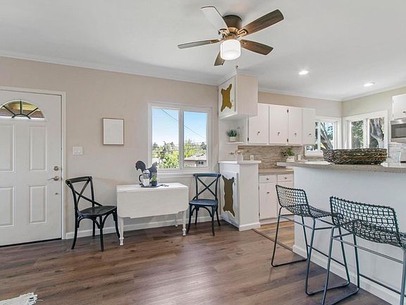 5th image of 2755 San Carlos Ave