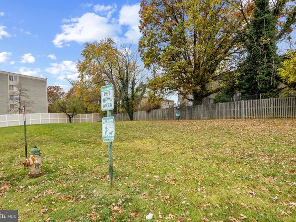 1824 Metzerott Rd APT B5, Adelphi, MD 20783