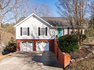 202 Shady Brook Ln, Ringgold, GA 30736