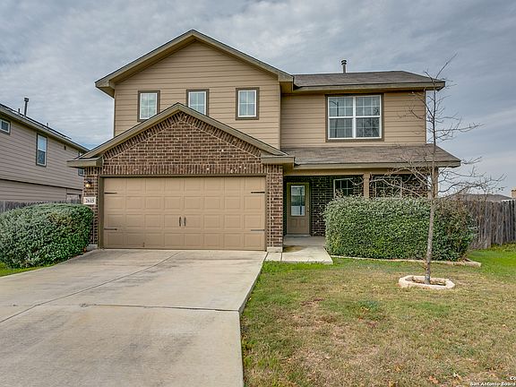 2nd image of 2615 Yaupon Ranch