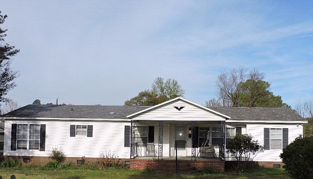 1st image of 302 Walker St