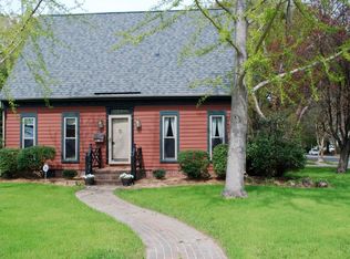 800 River Rd, Newport News, VA 23601