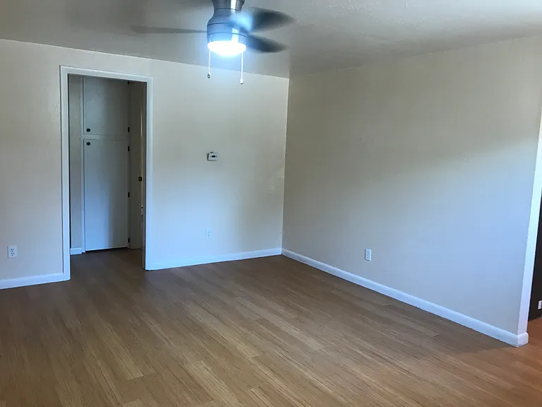3113 Illinois Ave #4 — Photo 4
