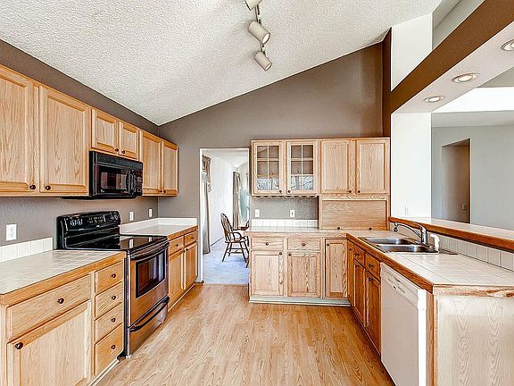 4th image of 7340 Cotton Dr