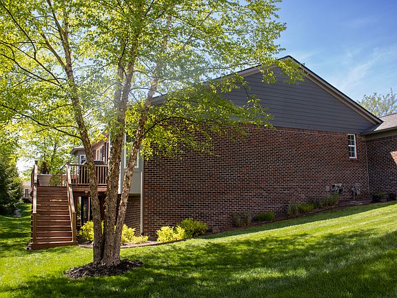 5th image of 9025 Stonewick Cir