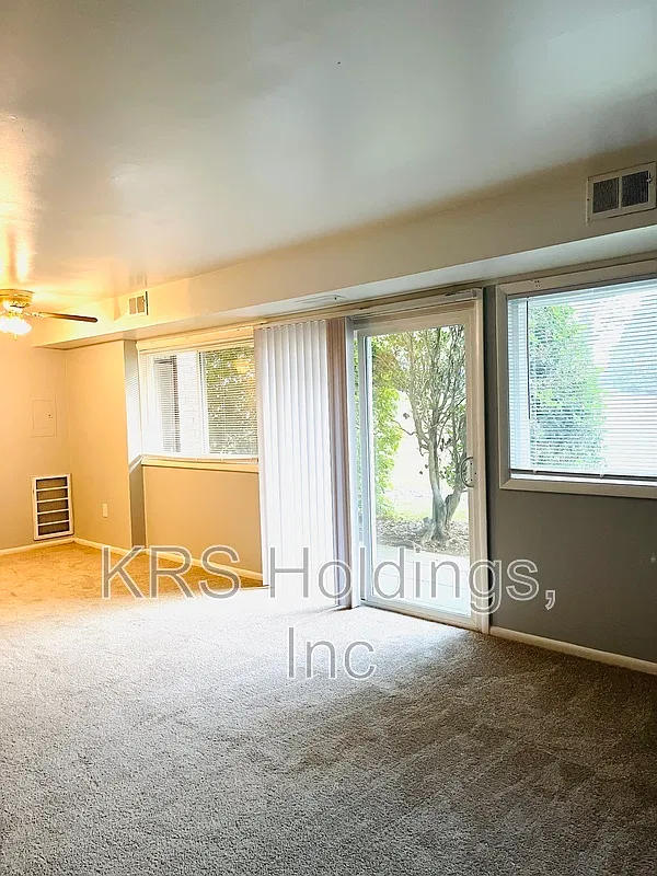 Ashley Terrace Apartments — Photo 2