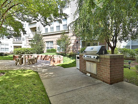 3rd image of 2765 Centerboro Dr APT 446