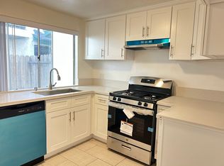 8755 Lomita Dr APT B, Rancho Cucamonga, CA 91701