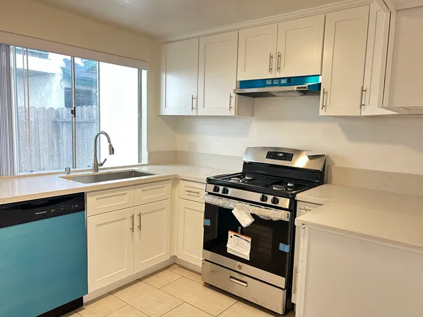 8755 Lomita Dr APT B, Rancho Cucamonga, CA 91701