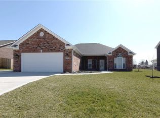 4851 E Clearview Dr, Mooresville, IN