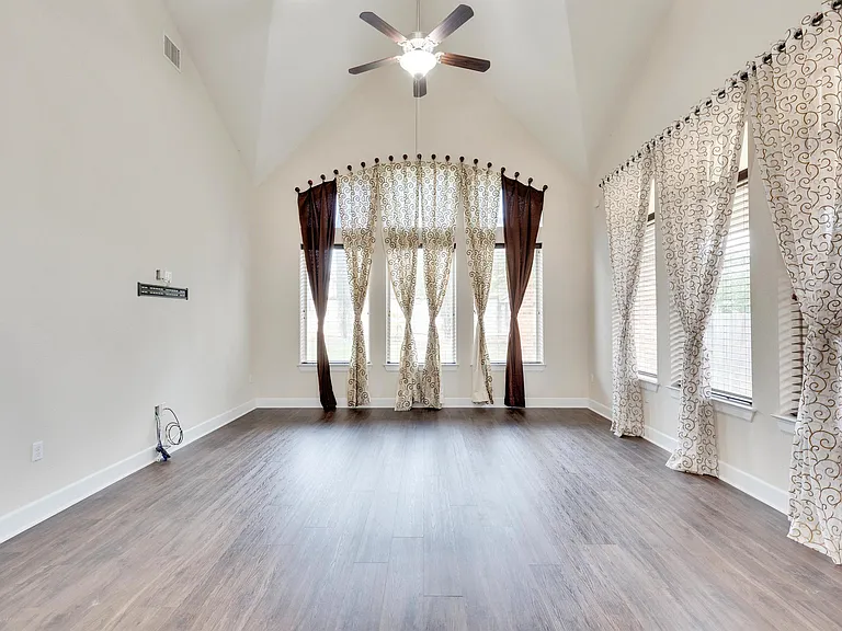 14208 Tyburn Trl — Photo 9