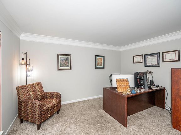 3rd image of 2948 Audubon Dr