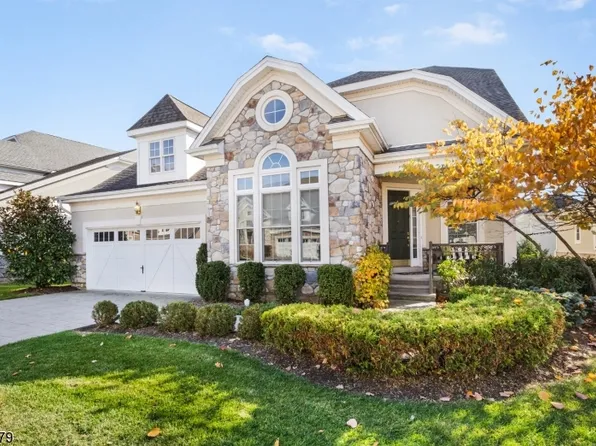47 Betsy Ross Dr, Warren Twp., NJ 07059