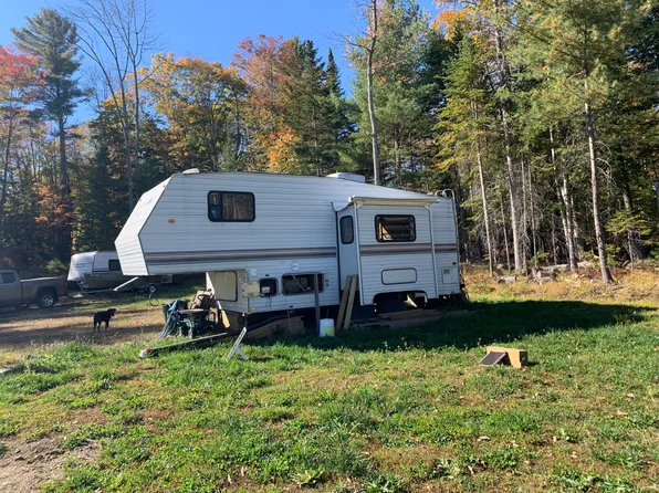 10 Hammond Brook Road, Monson, ME 04464