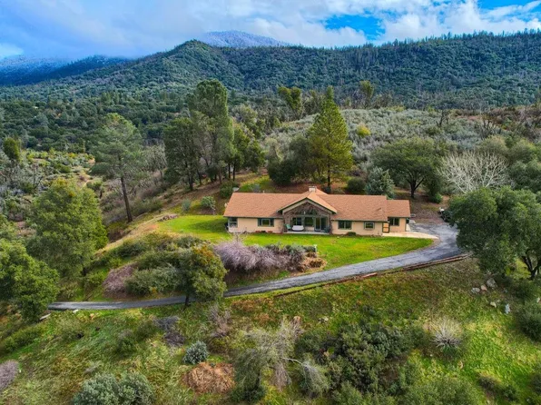 2210 Harris Rd, Mariposa, CA 95338