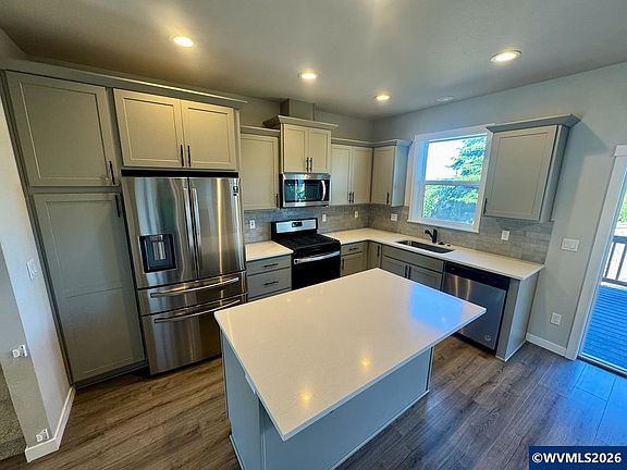 4th image of 5506 Mountain Quail Dr S