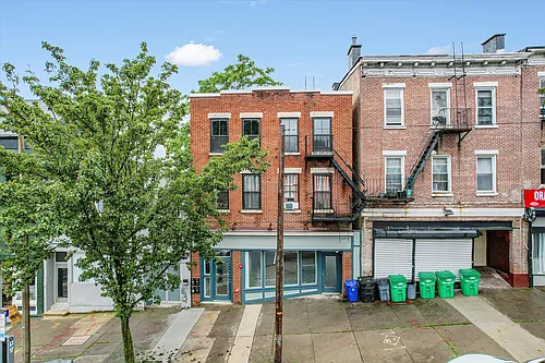 185 Broadway Photo 1