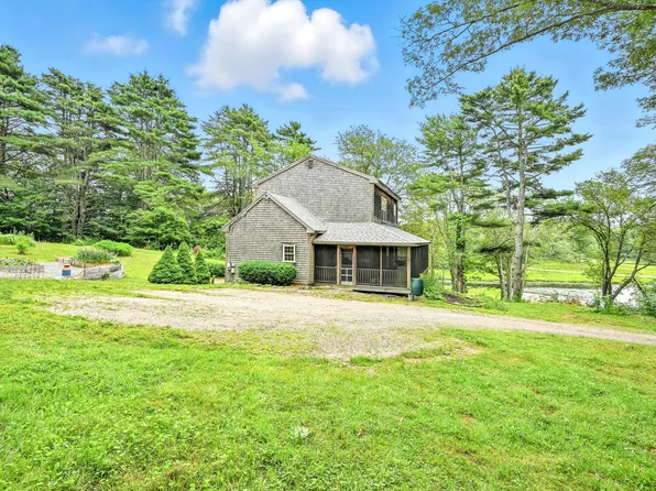 218 Sam Day Hill Road, Phippsburg, ME 04562