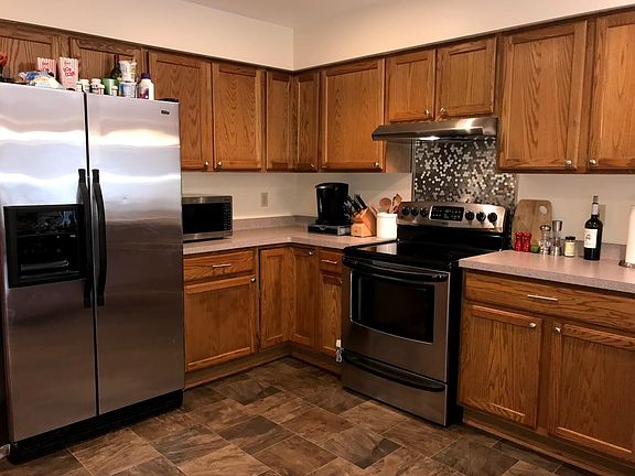 2nd image of 1600 Wolf Meadow Ct #1602