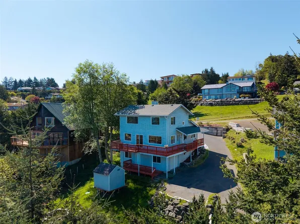 320 N North Street, Sequim, WA 98382