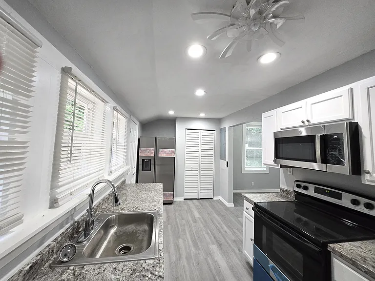16324 Highway 441 S — Photo 12