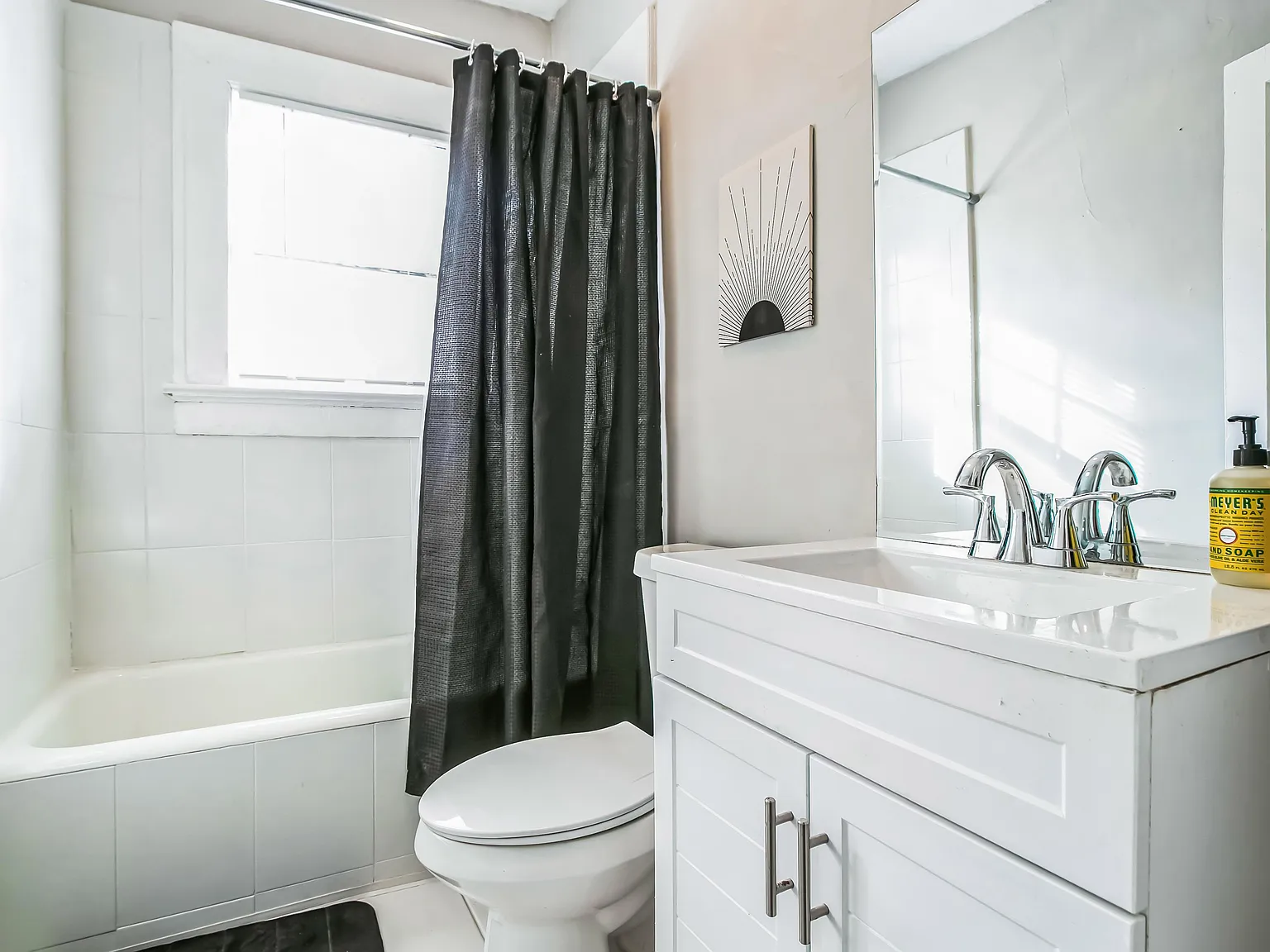 4 bed, 3.0 bath, 3015 sqft, $854 — Photo 3