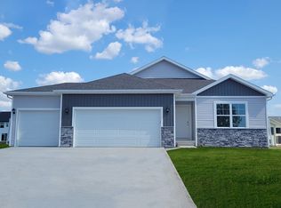 1410 Mallard Ln, Waukee, IA 50263