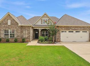 203 Lagoon St, Lagrange, GA 30241